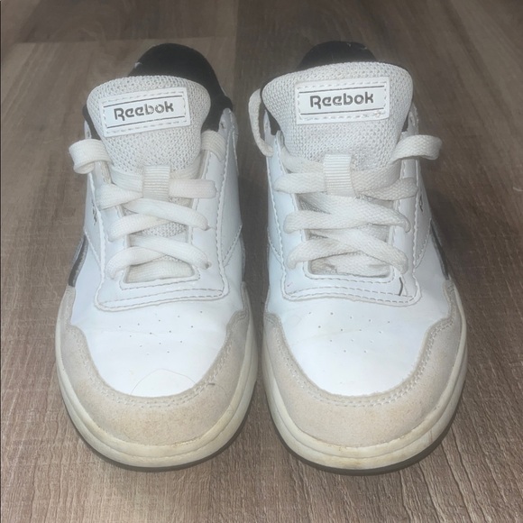 Reebok Other - Reebok Boys Leather Sneakers 13.5